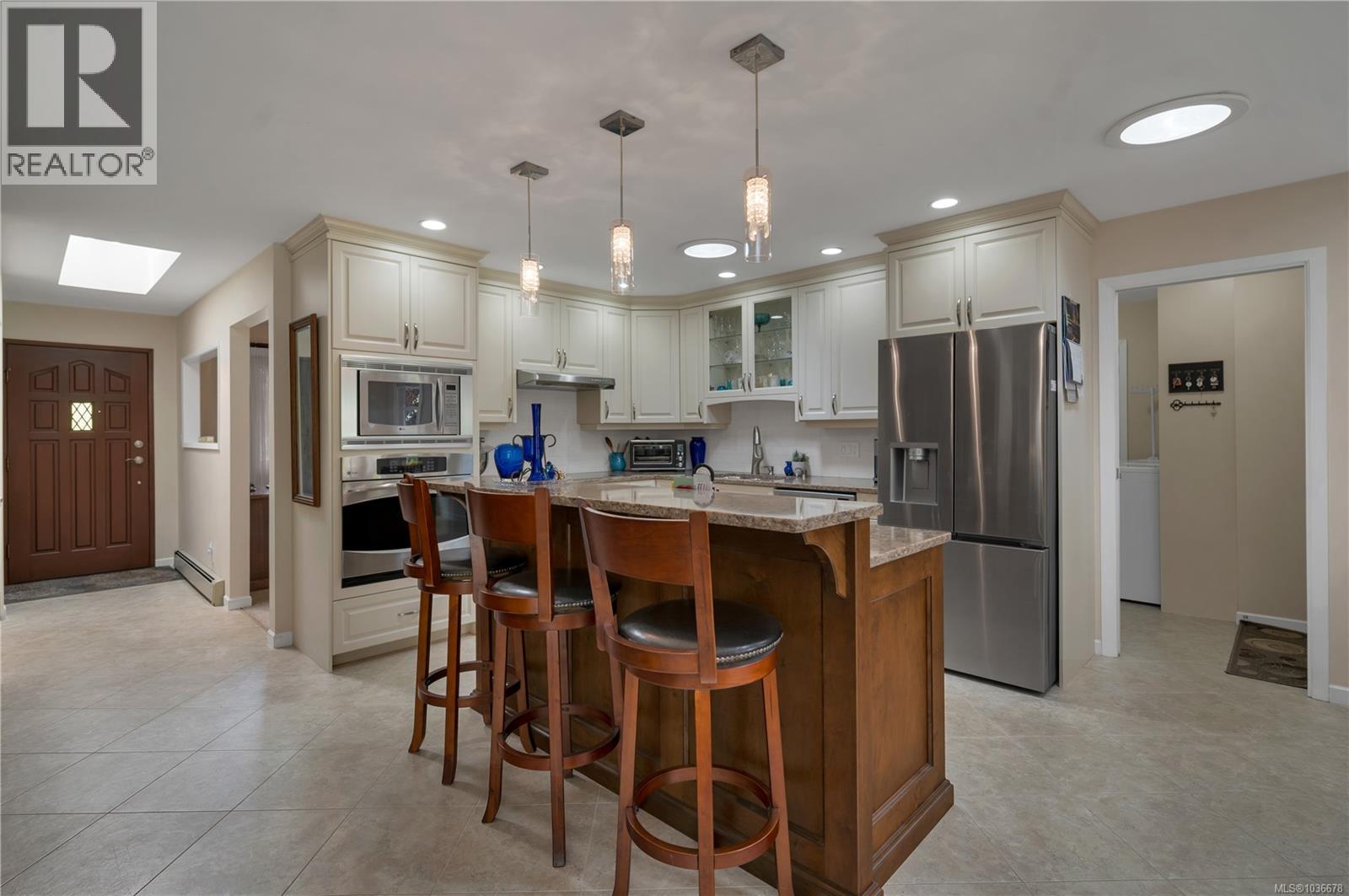 2240 Milford Rd - 4
