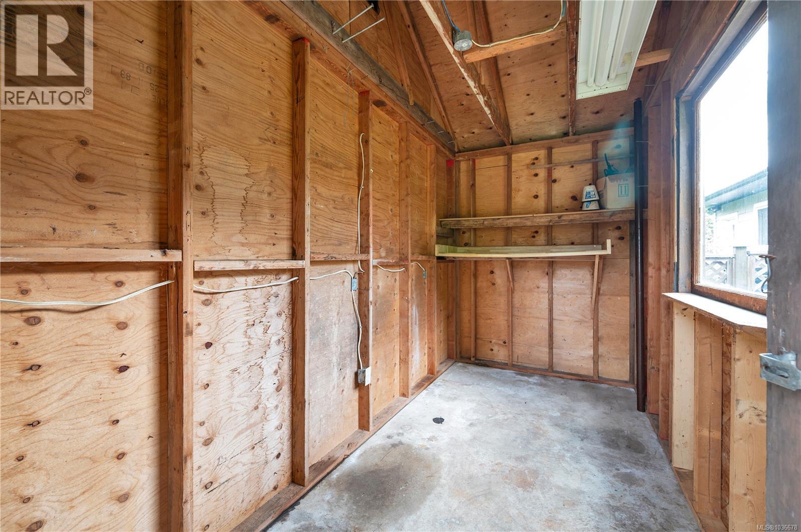 2240 Milford Rd - 44