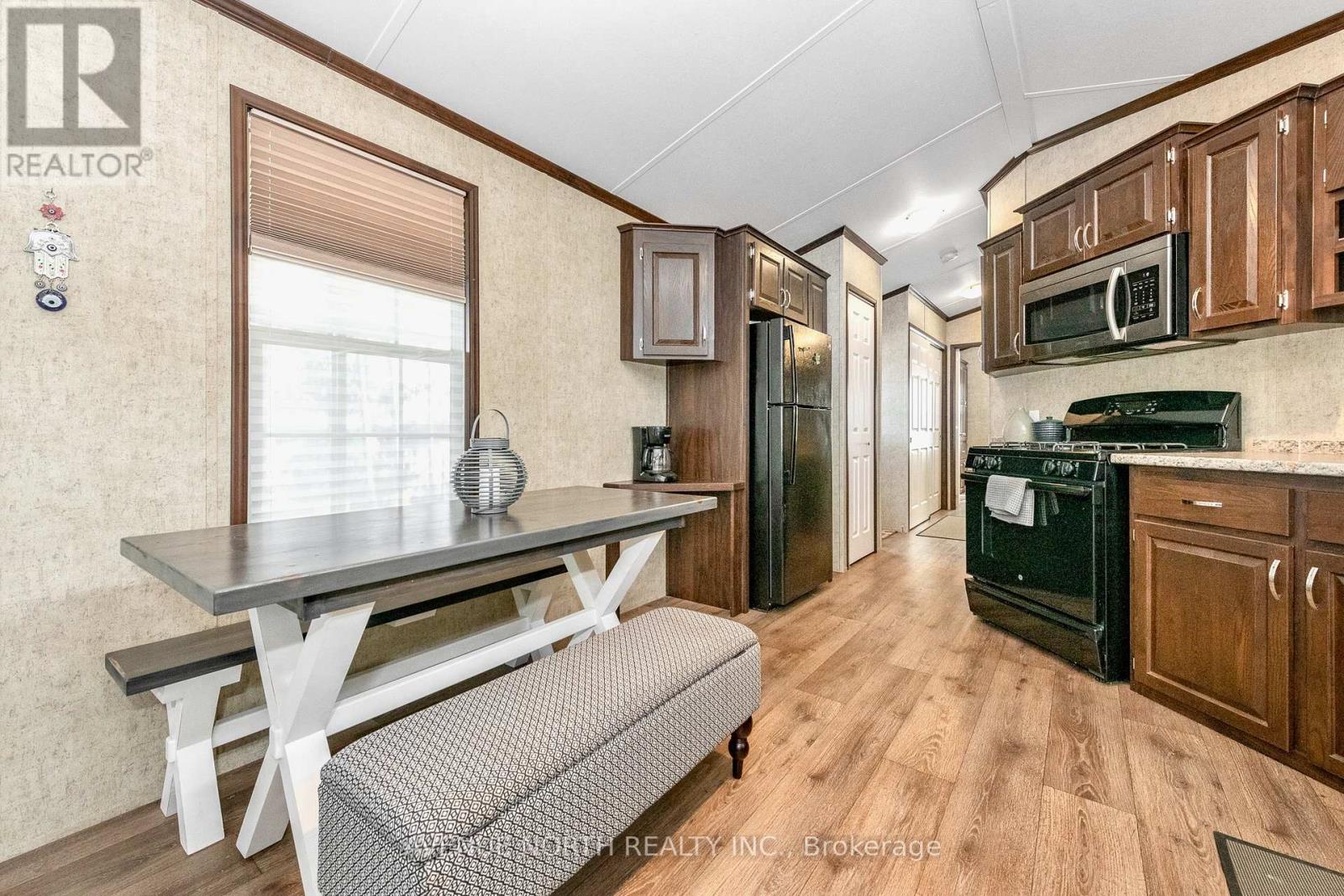 #H23 - 240 PINEWOOD PARK ROAD - 25