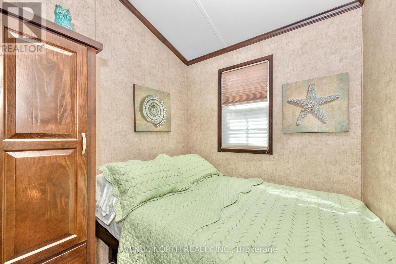 #H23 - 240 PINEWOOD PARK ROAD - 35