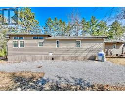 #h23 - 240 Pinewood Park Road, Whitewater Region, ON K0J1Y0 Photo 12