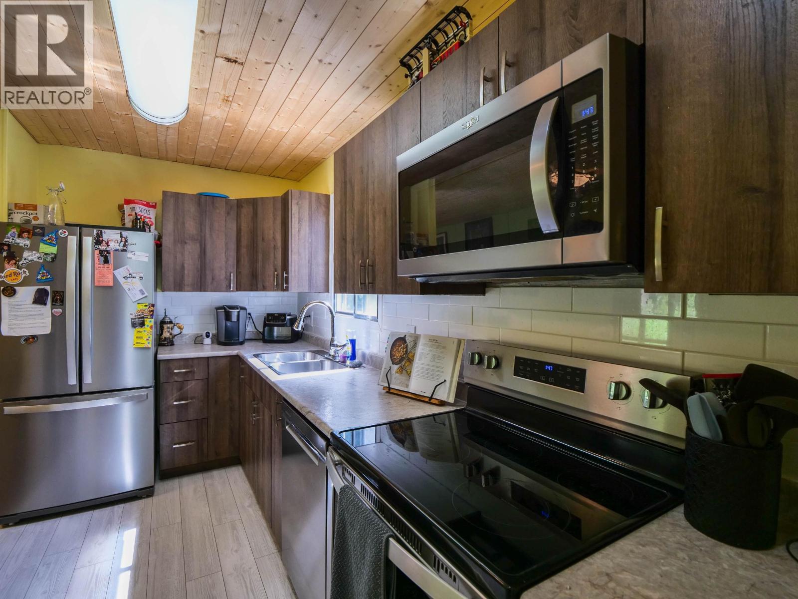 2407 N VERNON ROAD - 3