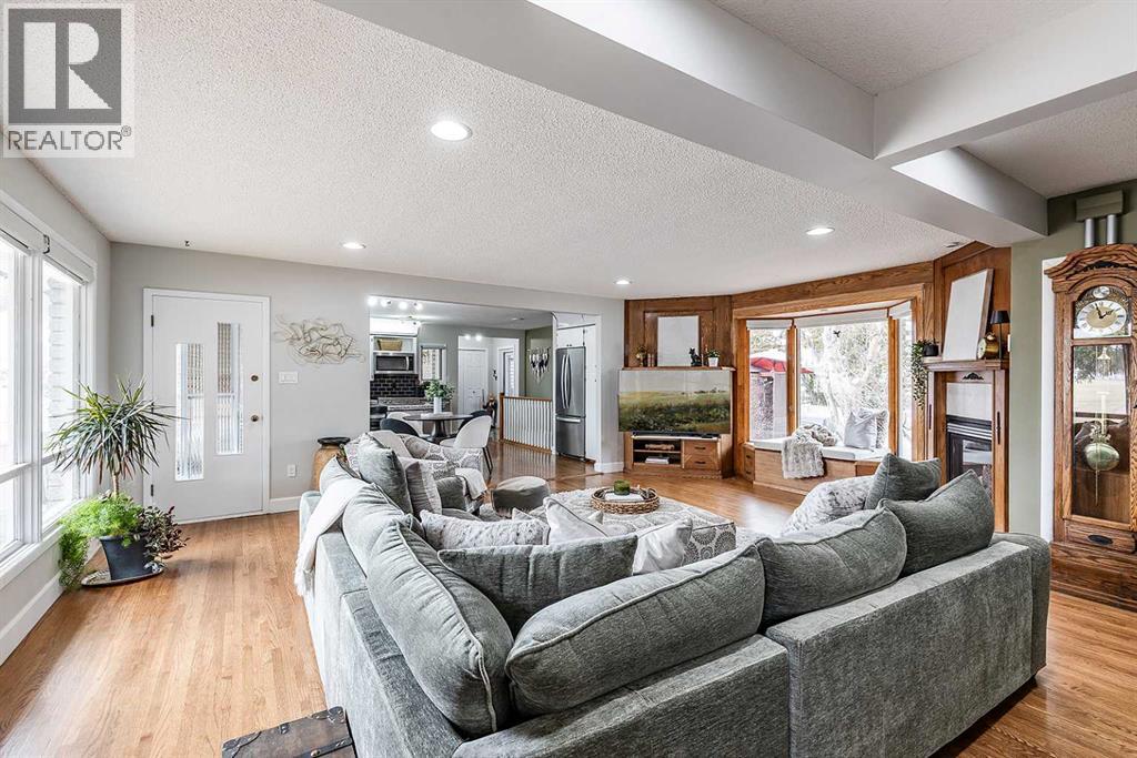 890 Hargrave Way NW - 11