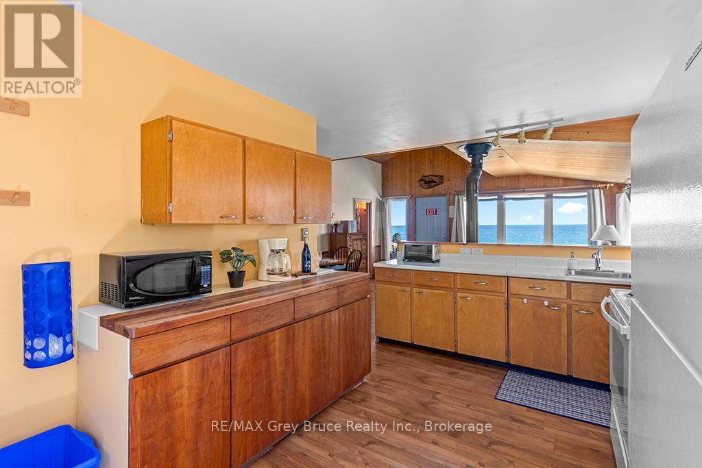 8 DOCK LANE - 15