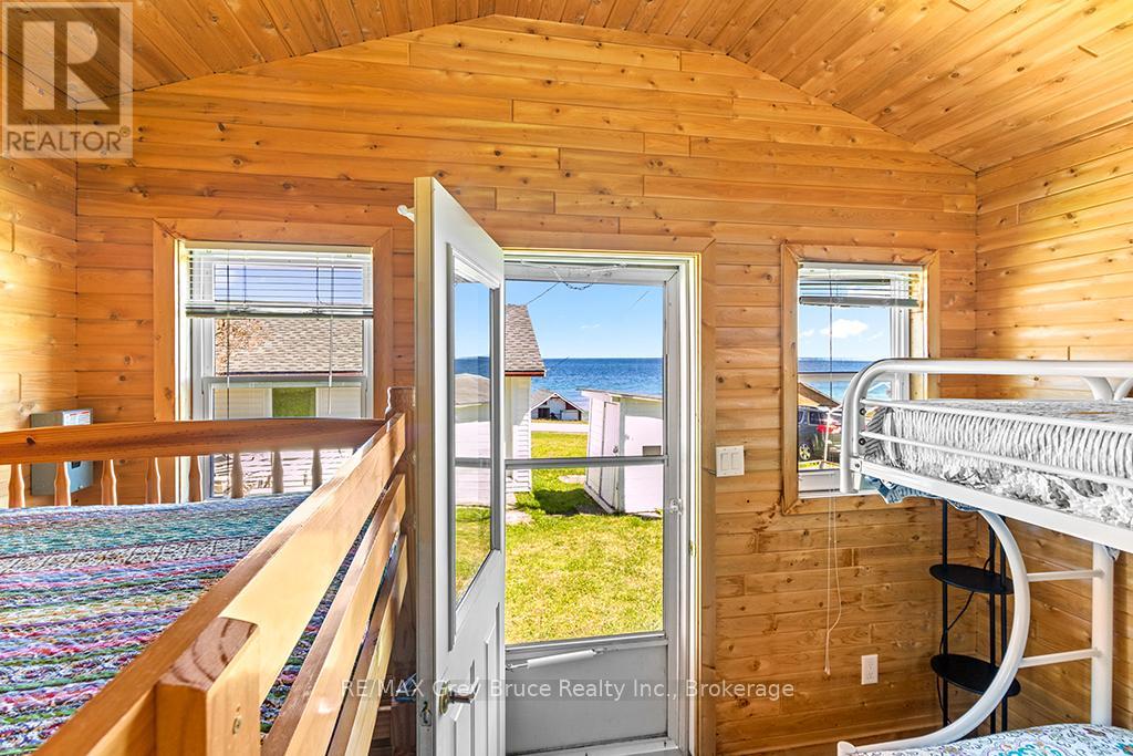 8 DOCK LANE - 26