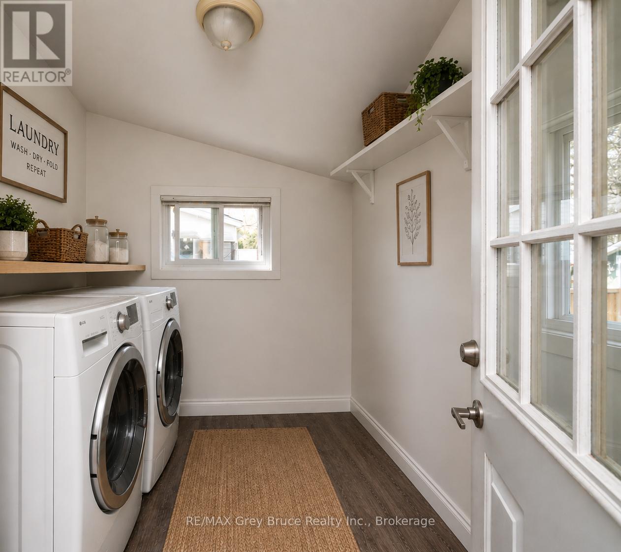 1550 5TH AVENUE W - 27