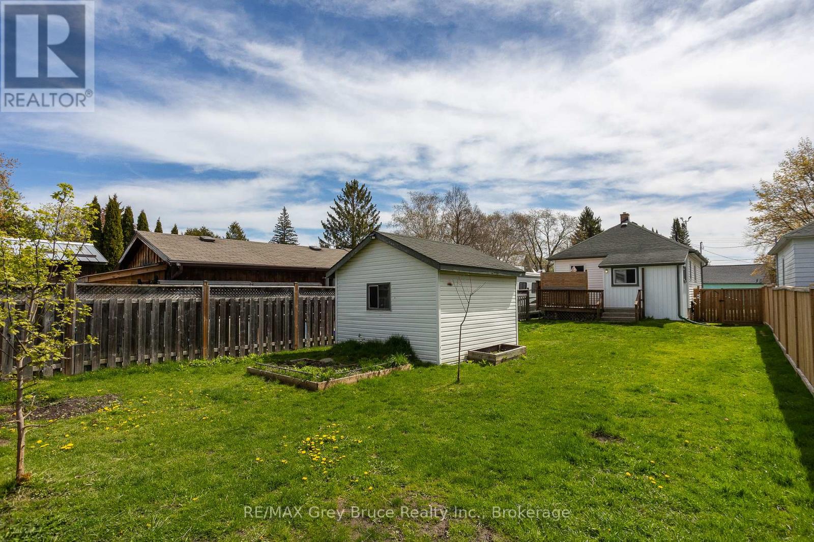 1550 5TH AVENUE W - 6
