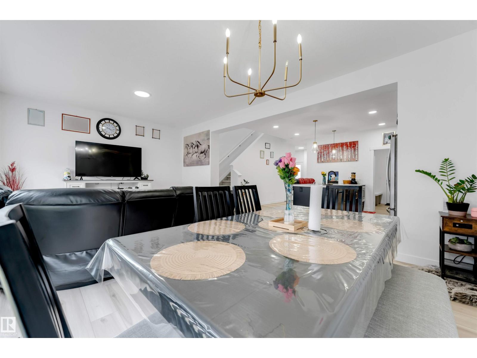 1340 11 AV NW - 19