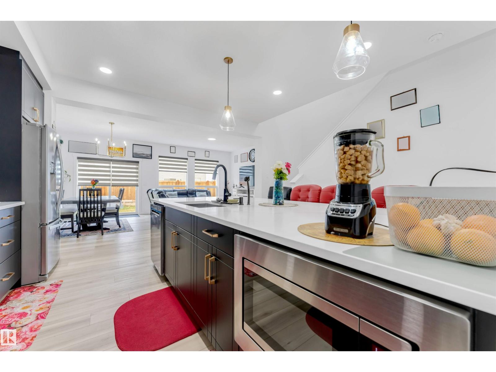 1340 11 AV NW - 21