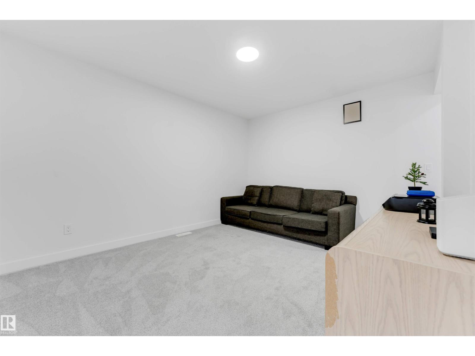 1340 11 AV NW - 30