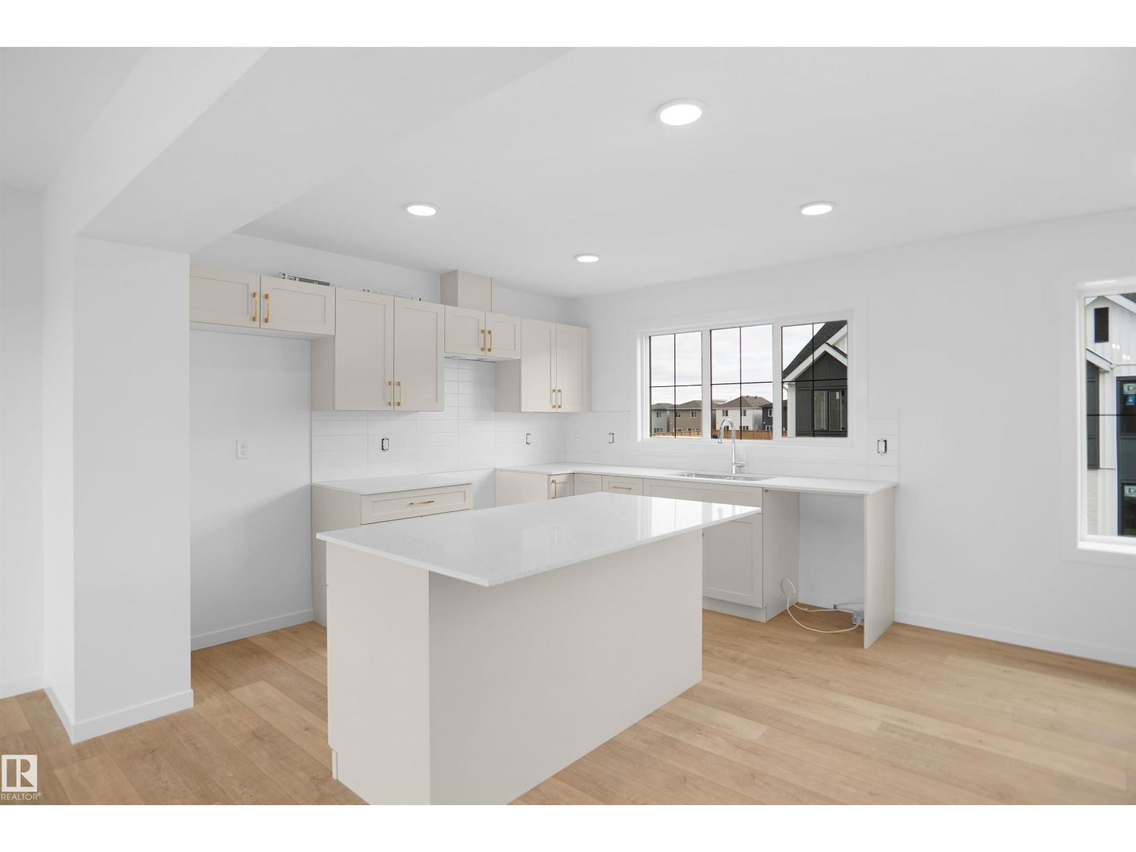 #66 17319 5 ST NE - 9