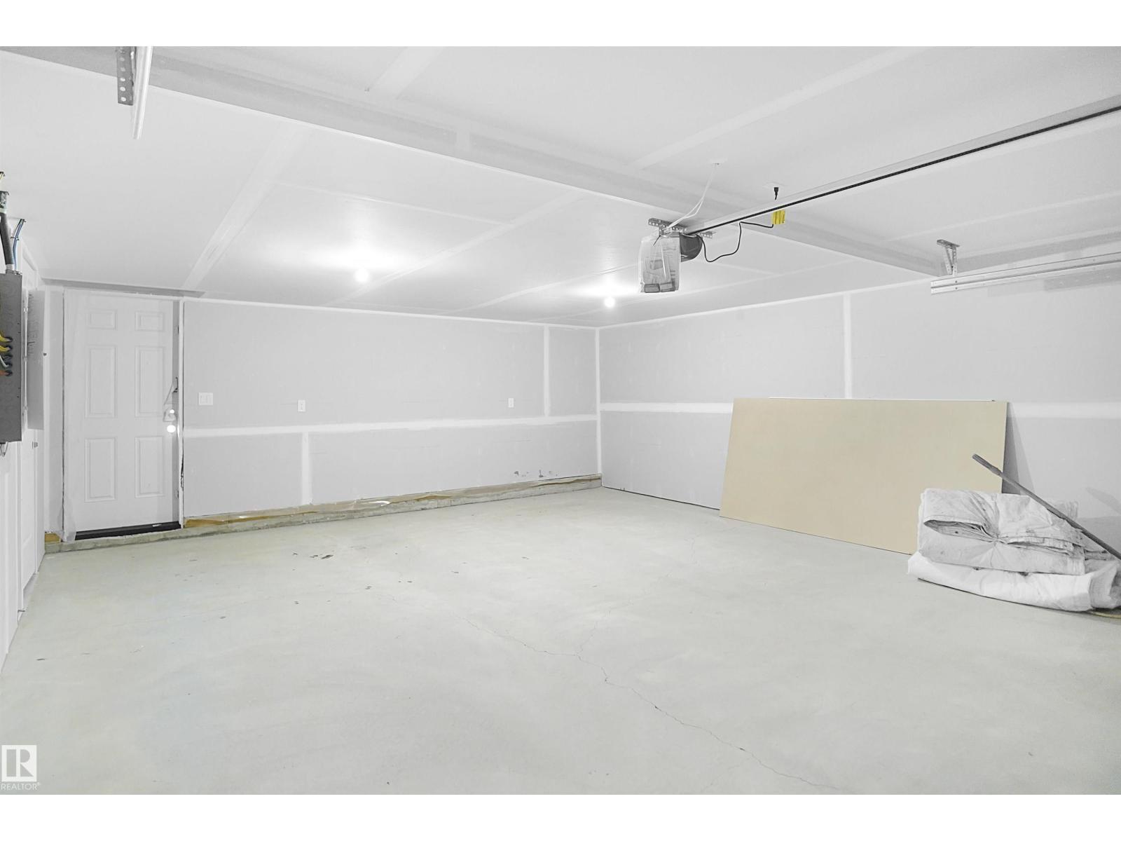 #66 17319 5 ST NE - 25