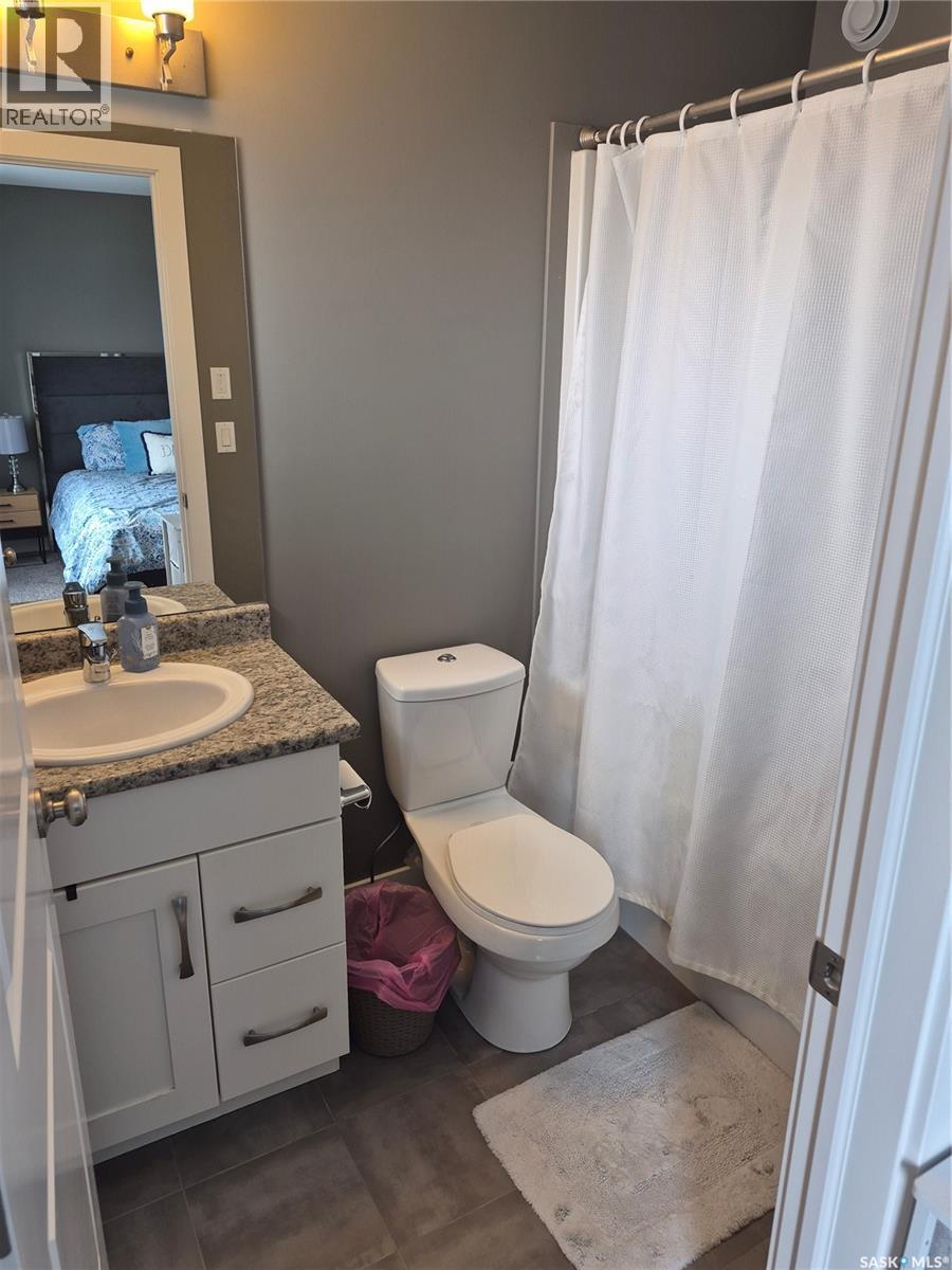319 Secord WAY - 11