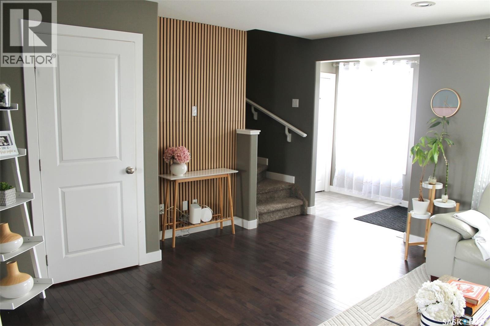 319 Secord WAY - 6