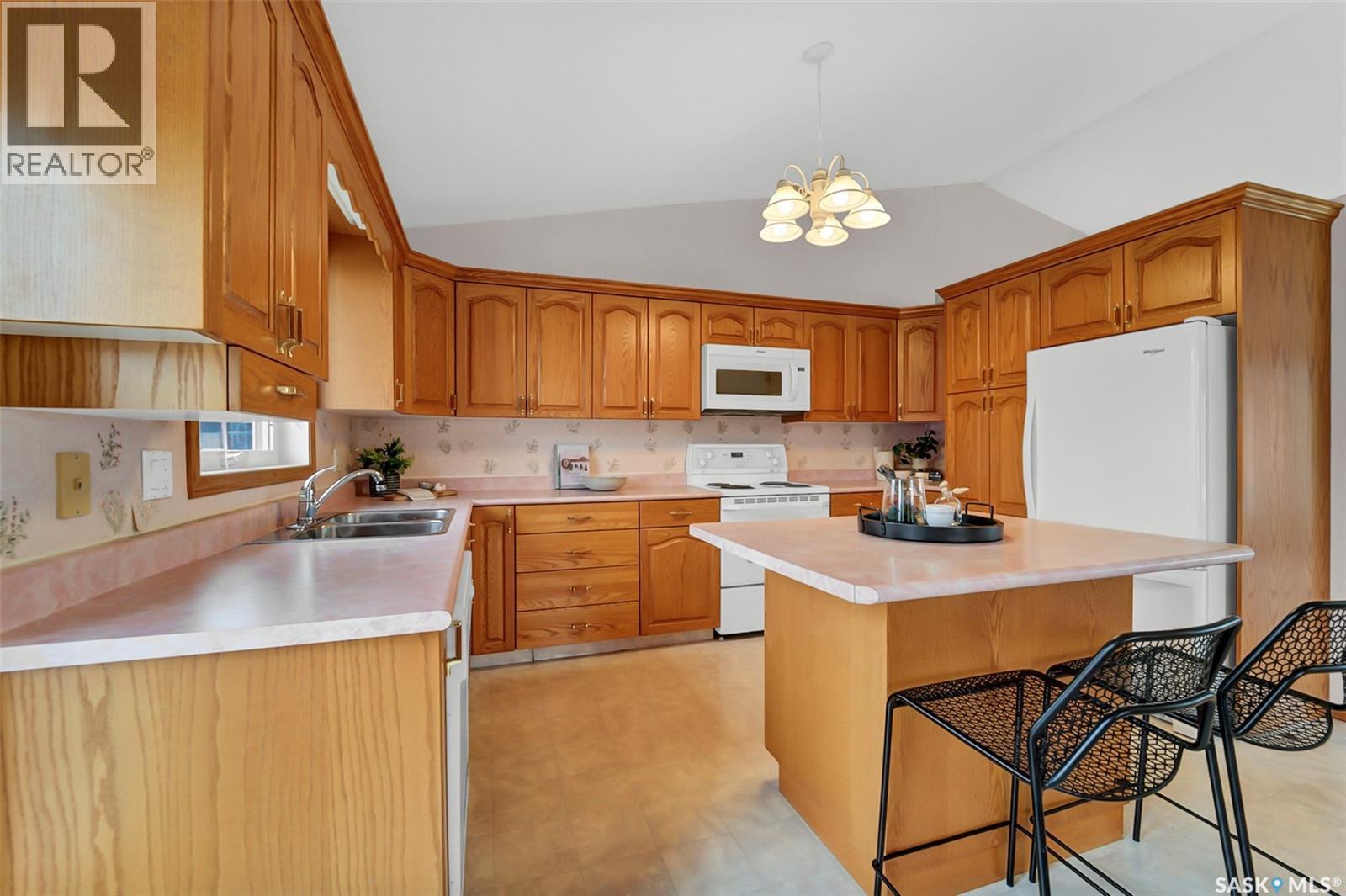 735 Fairbrother AVENUE - 20