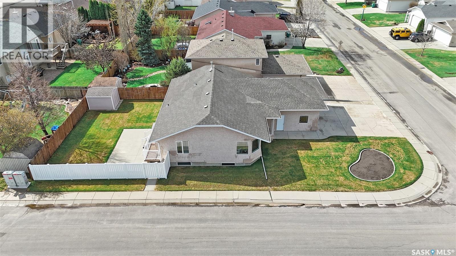 735 Fairbrother AVENUE - 60