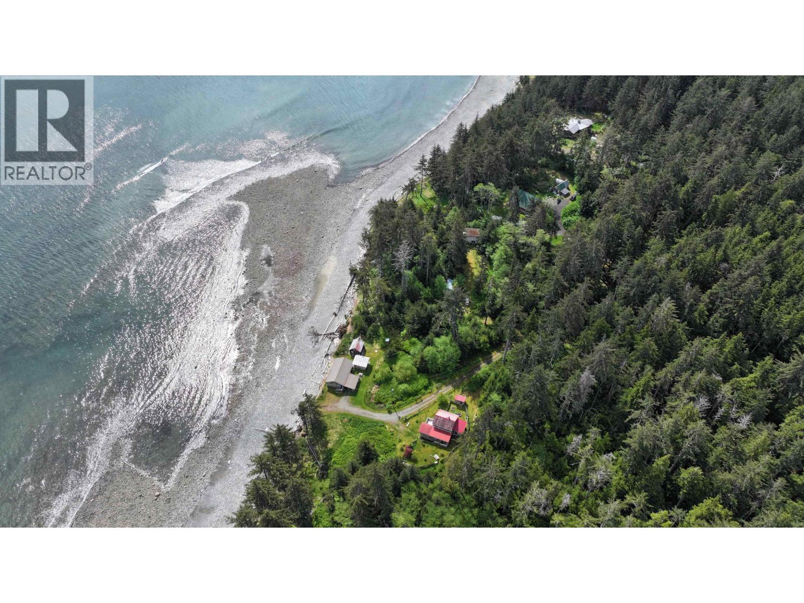 556 DAVIS Road - main photo