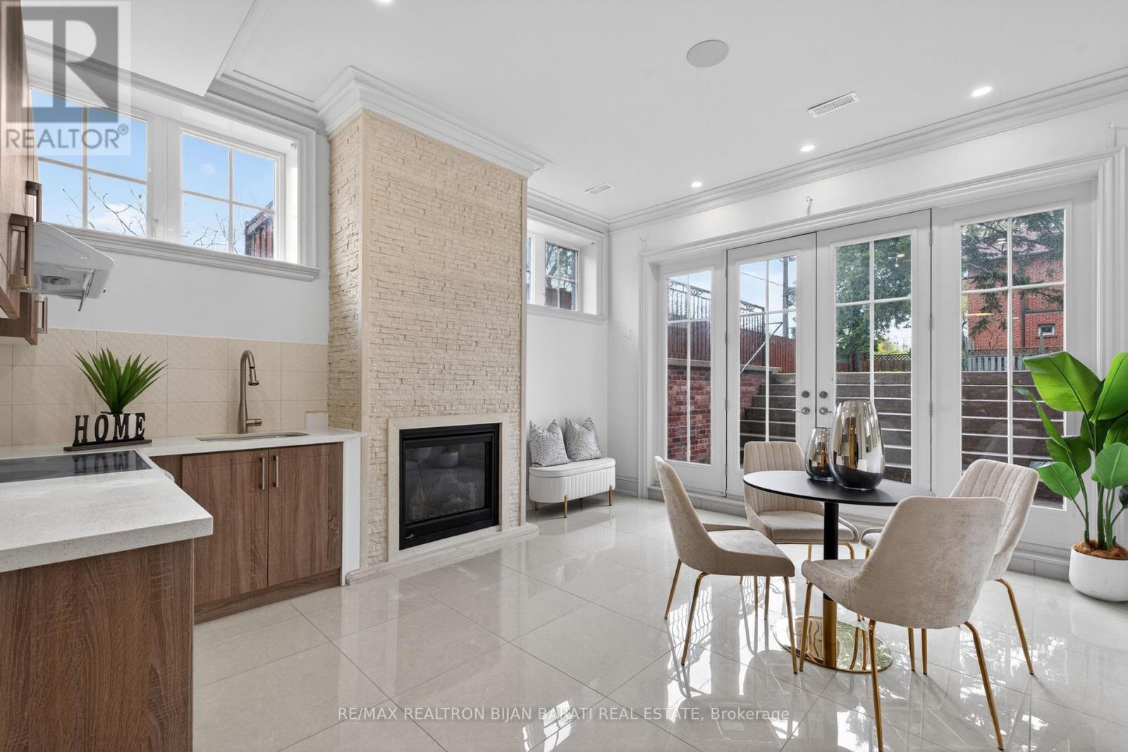 122 HOLMES AVENUE - 37