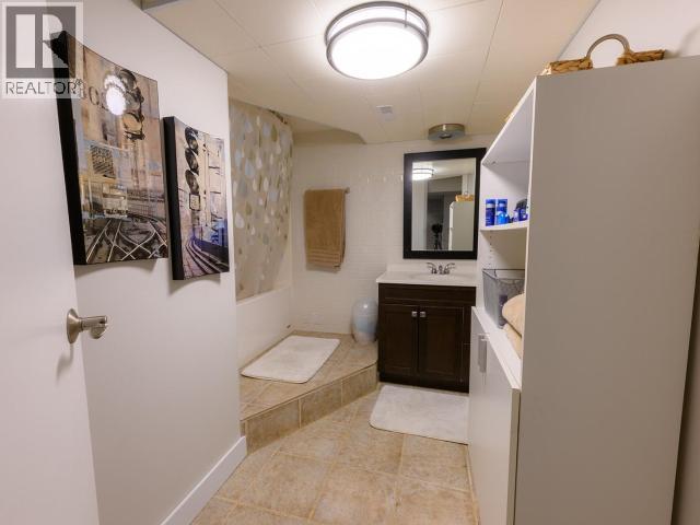 Property photo 84