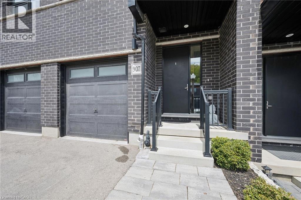 907 ROBERT FERRIE Drive - 3