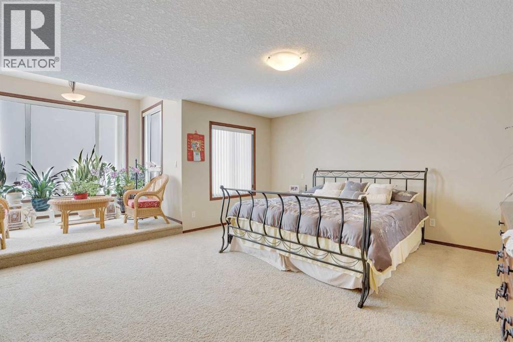 160 Tremblant Way SW - 18