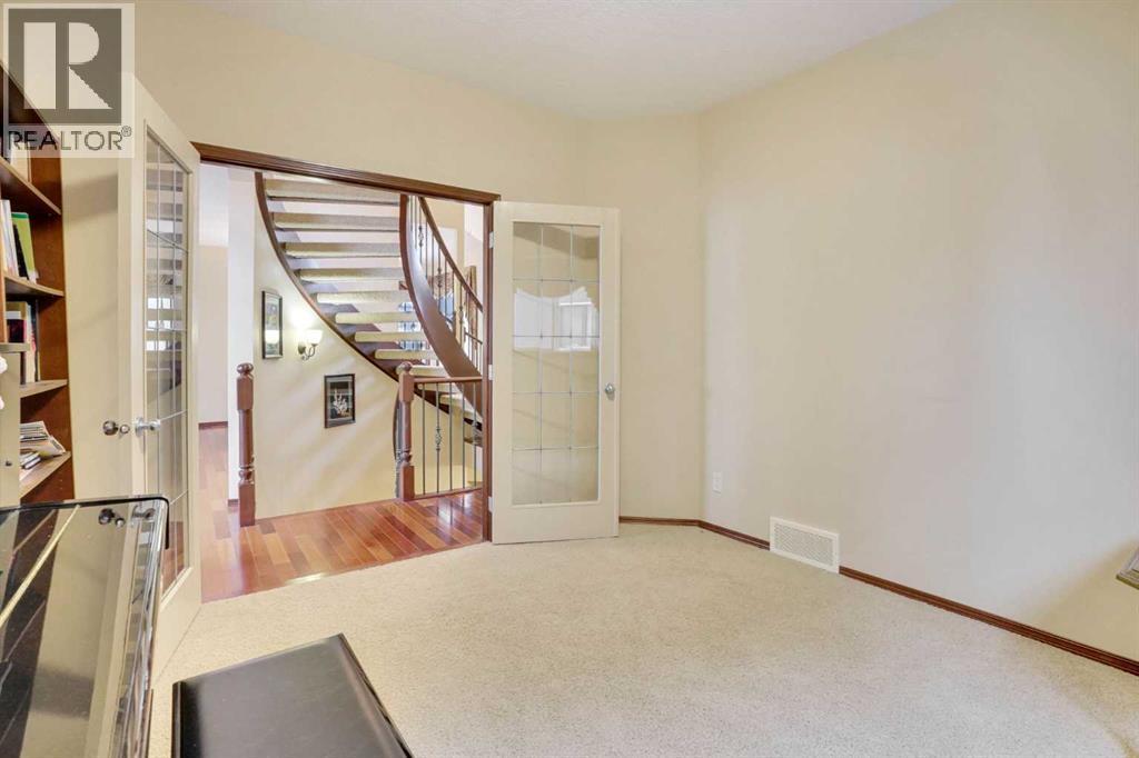 160 Tremblant Way SW - 15