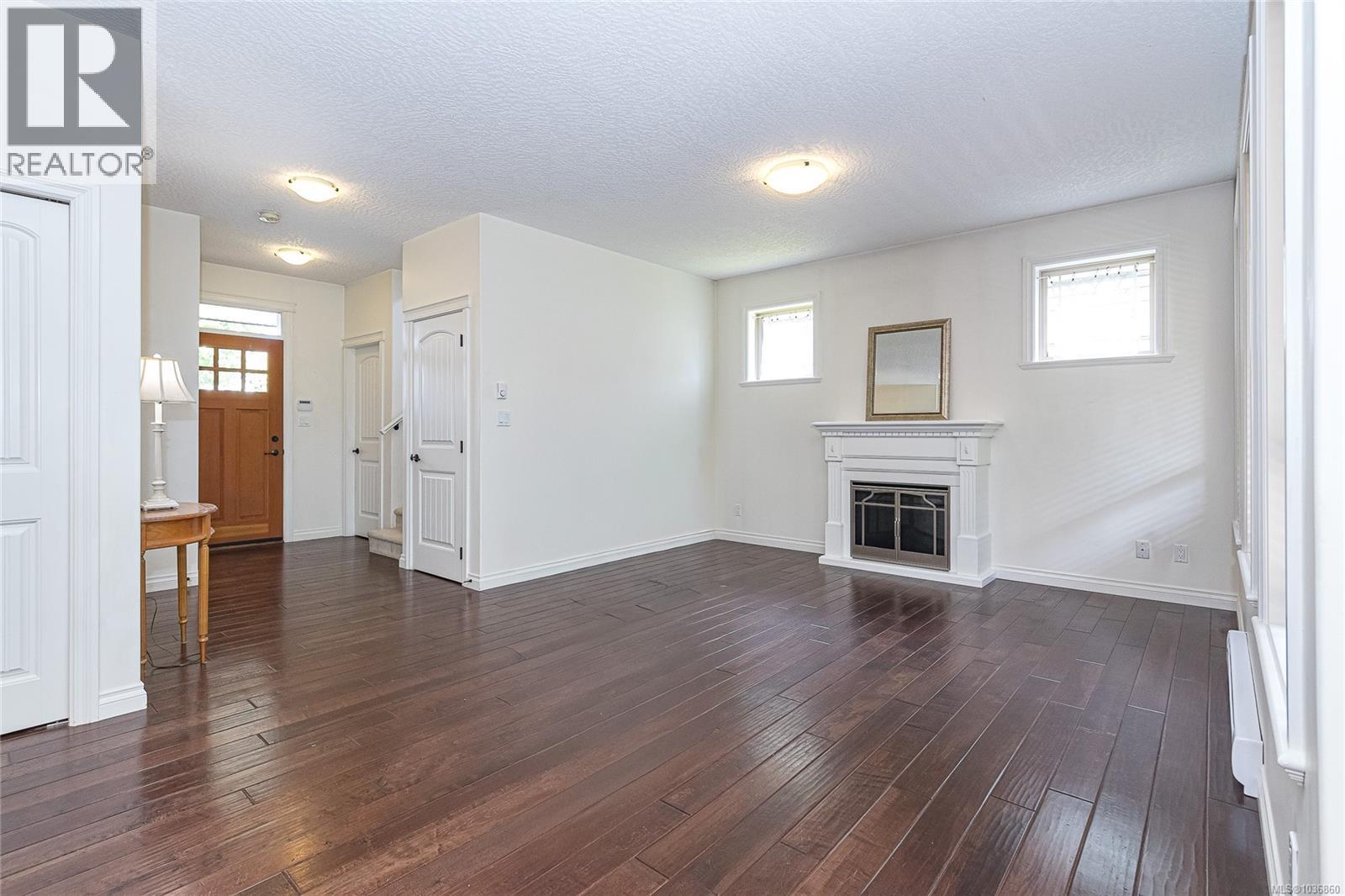 #121 6591 Arranwood Dr - 6