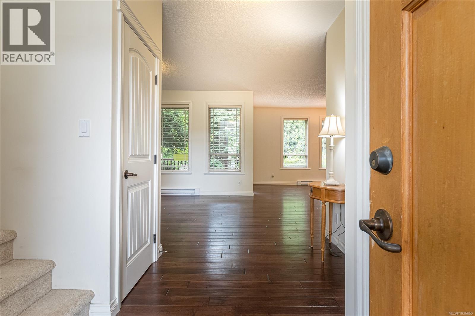 #121 6591 Arranwood Dr - 4