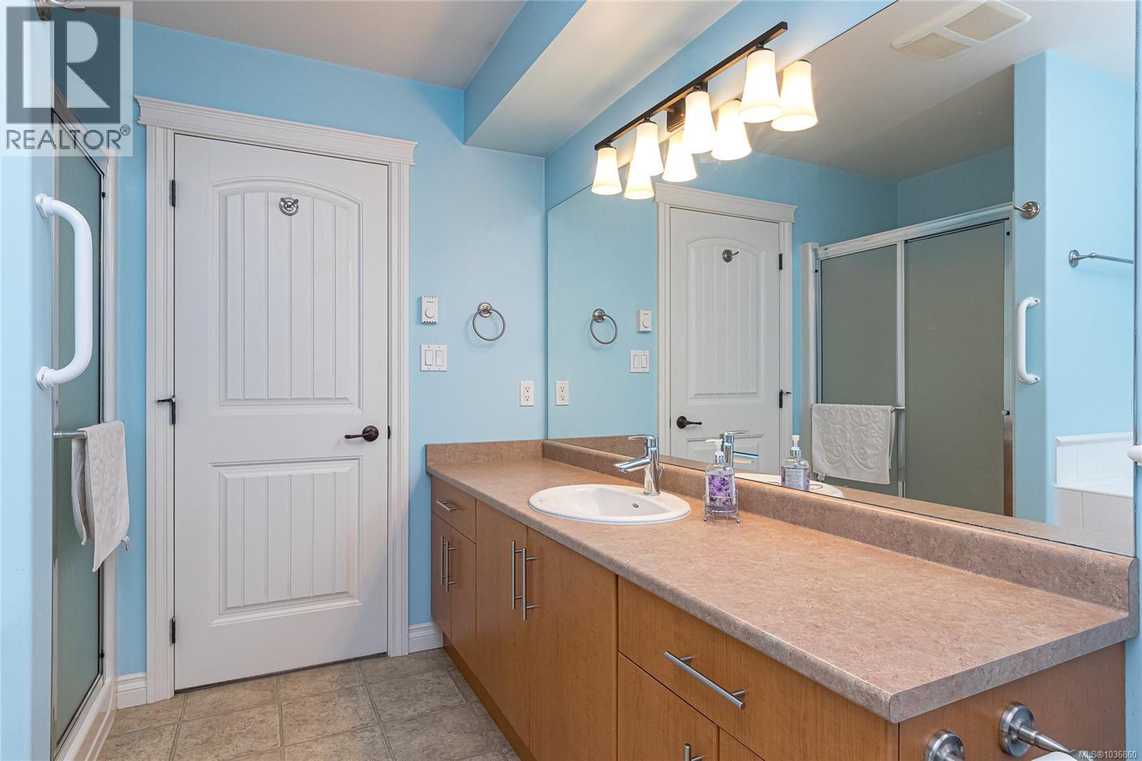 #121 6591 Arranwood Dr - 26