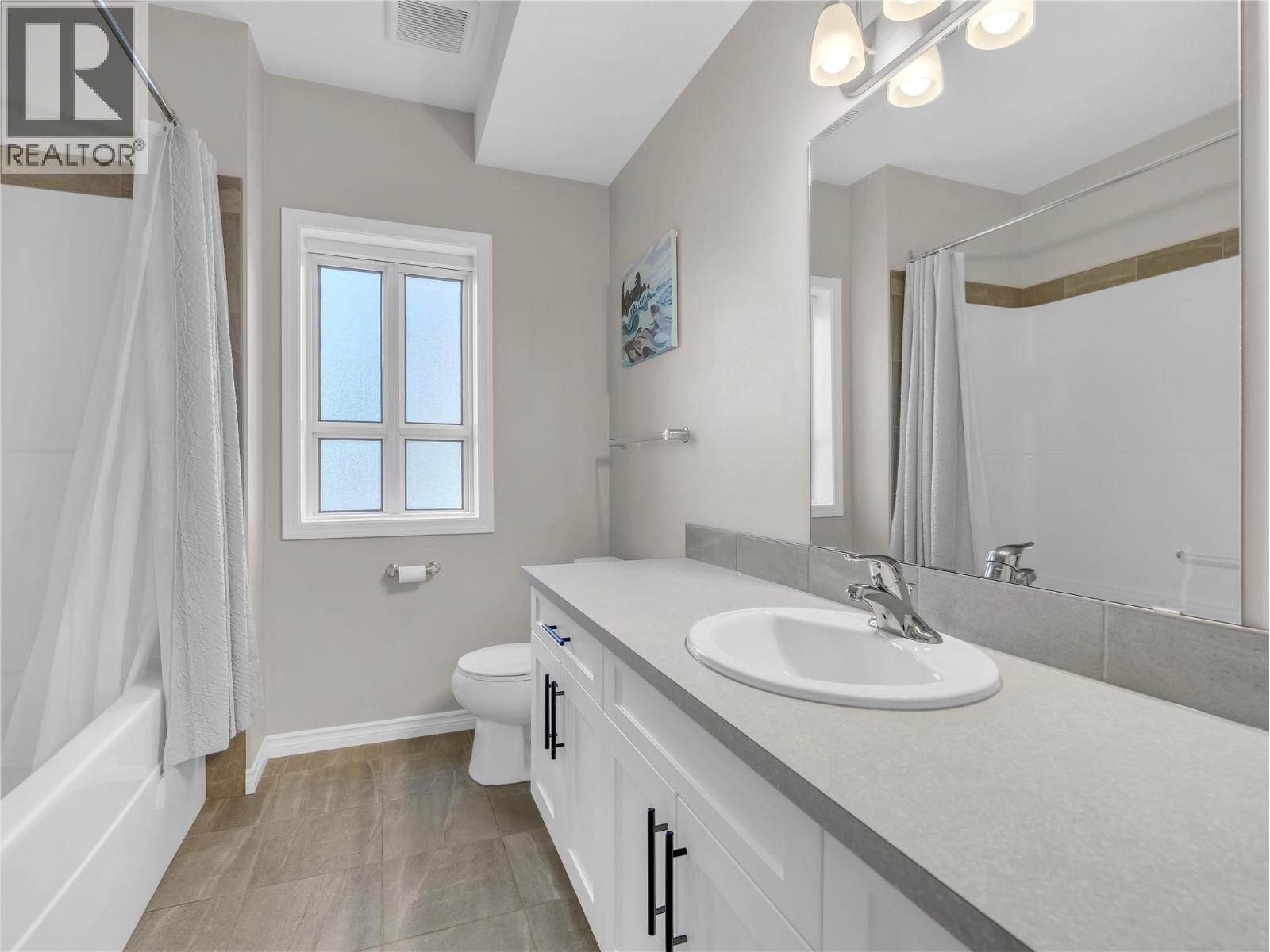 3388 SKAHA LAKE Road Unit# 101, Penticton