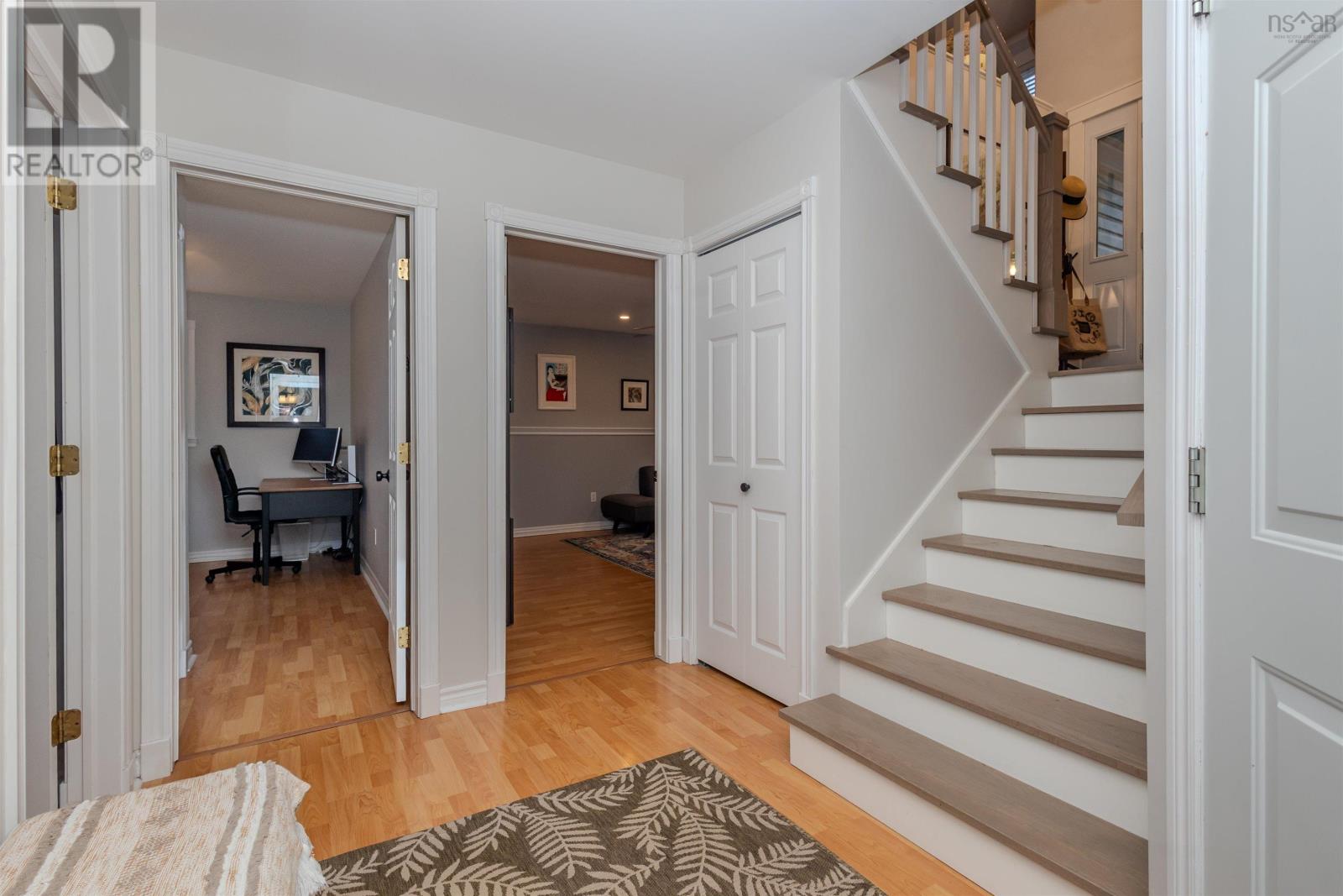 44 Ferndell Crescent - 38