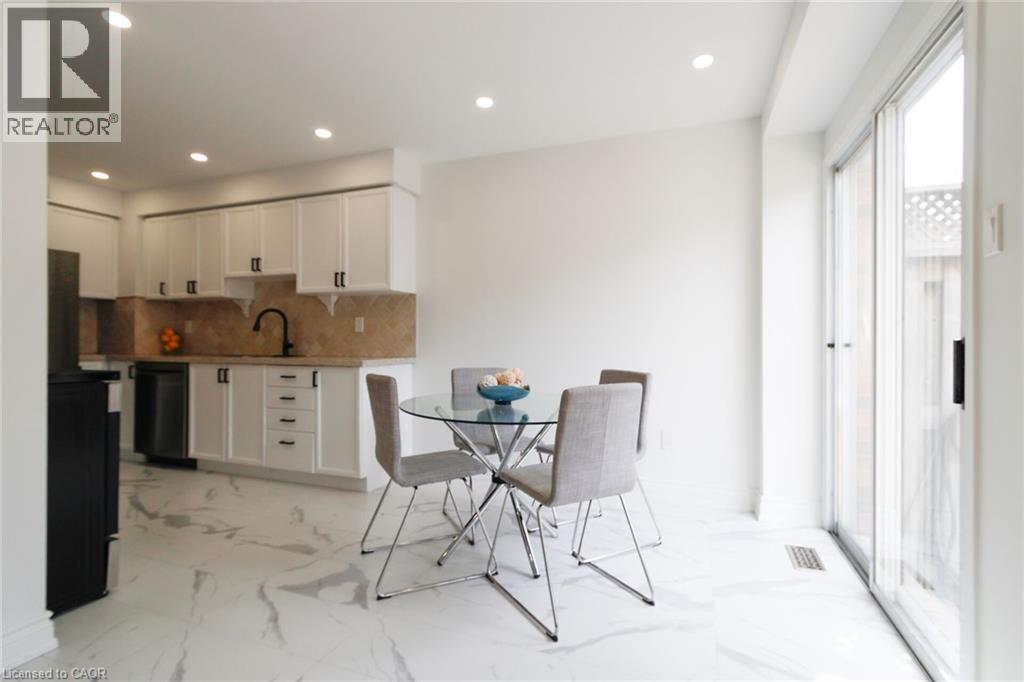1114 LINDSAY Drive, Oakville, Ontario, L6M3B4 — Photo 16