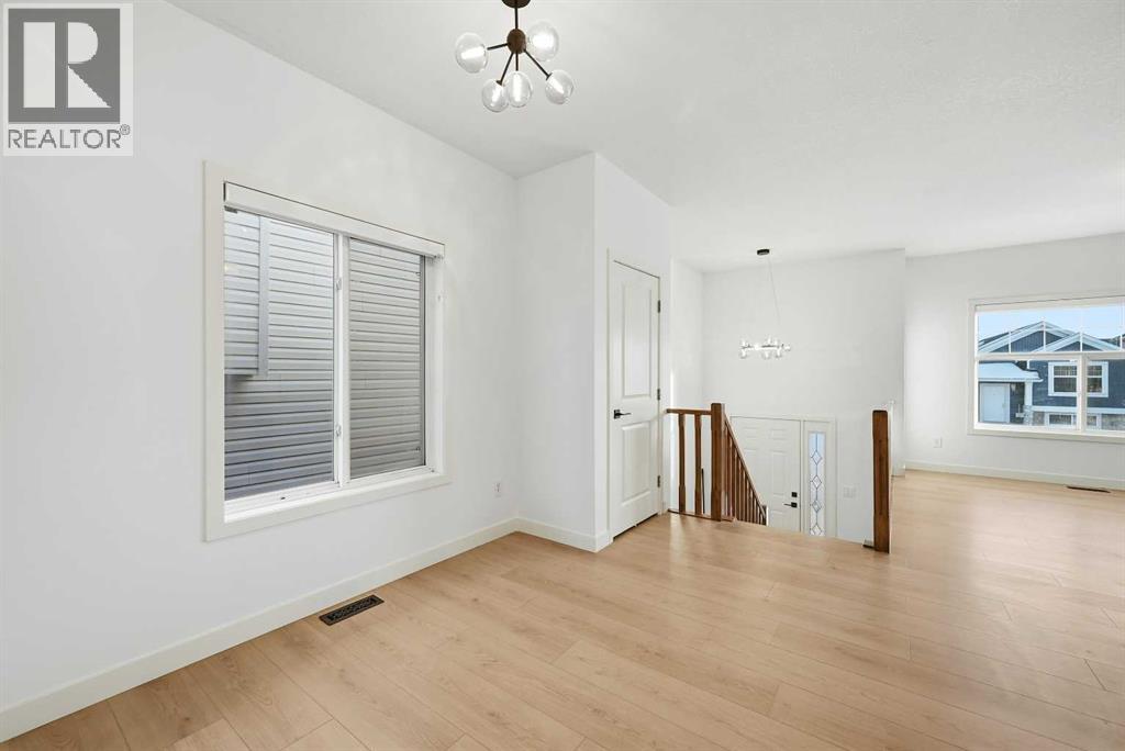 81 Saddlemont Road NE - 11