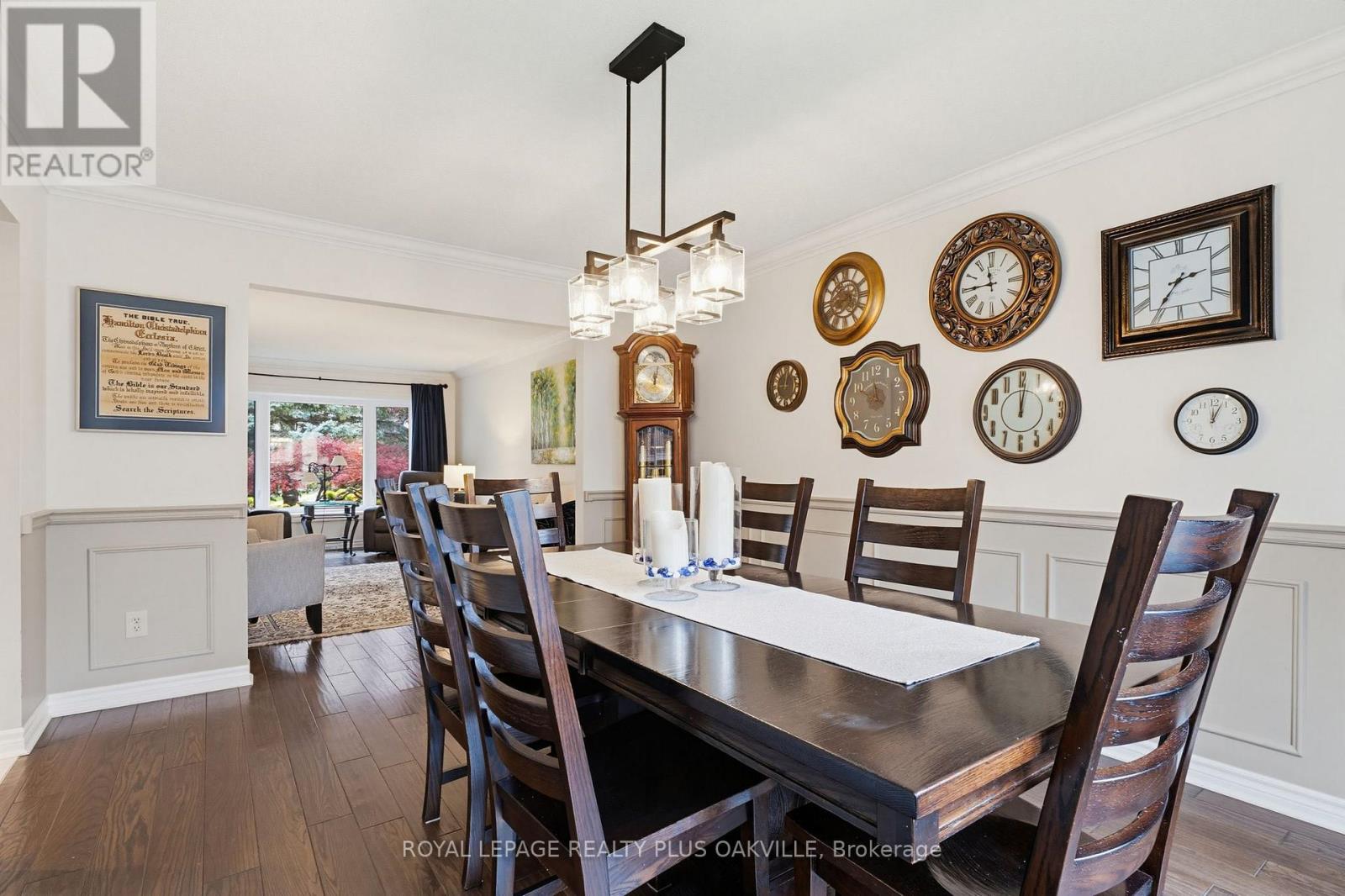 67 HONEYSUCKLE CRESCENT - 21