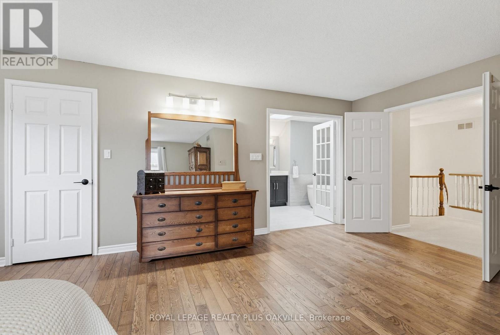 67 HONEYSUCKLE CRESCENT - 28