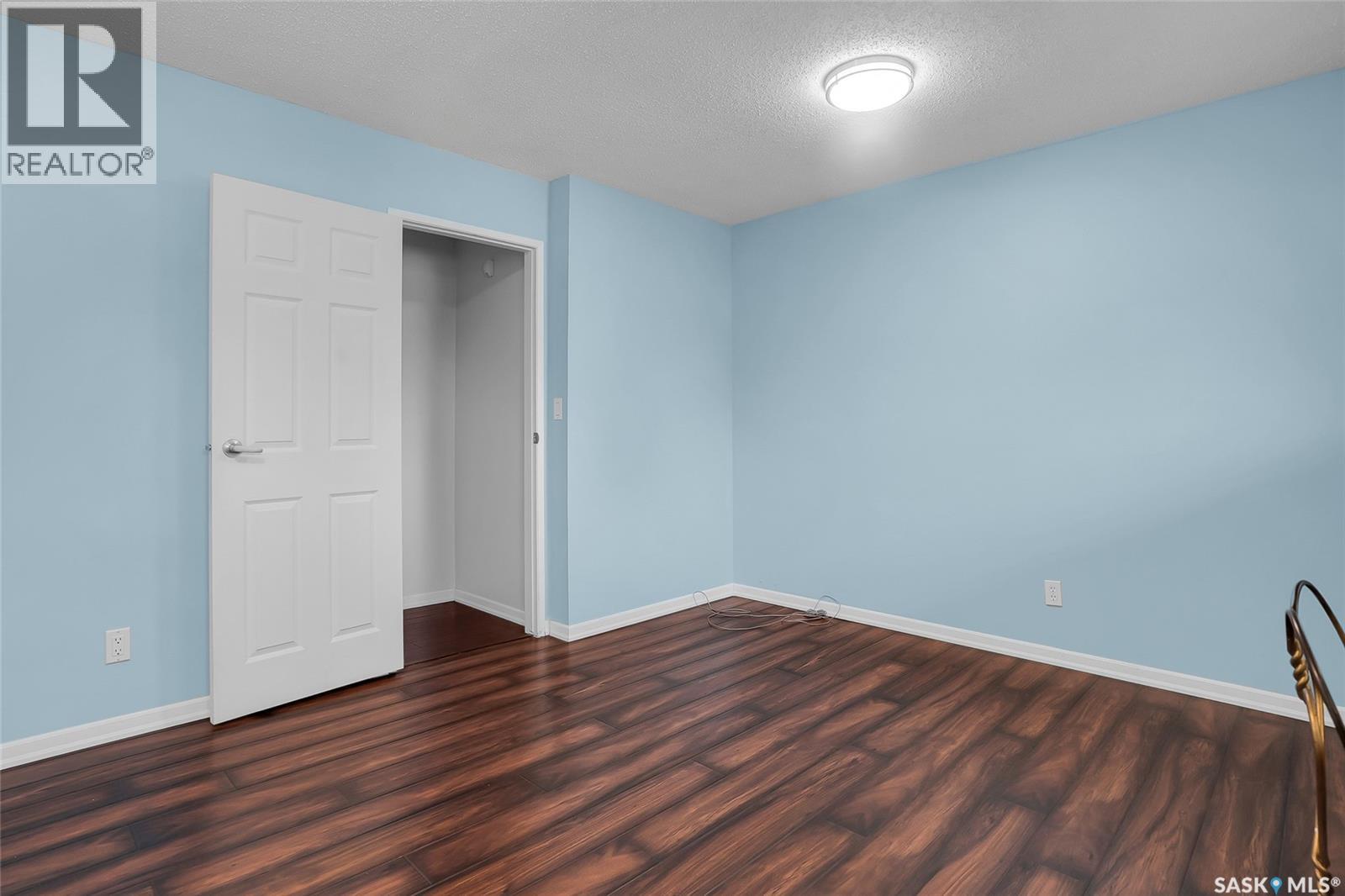 606 Wardlow ROAD - 17