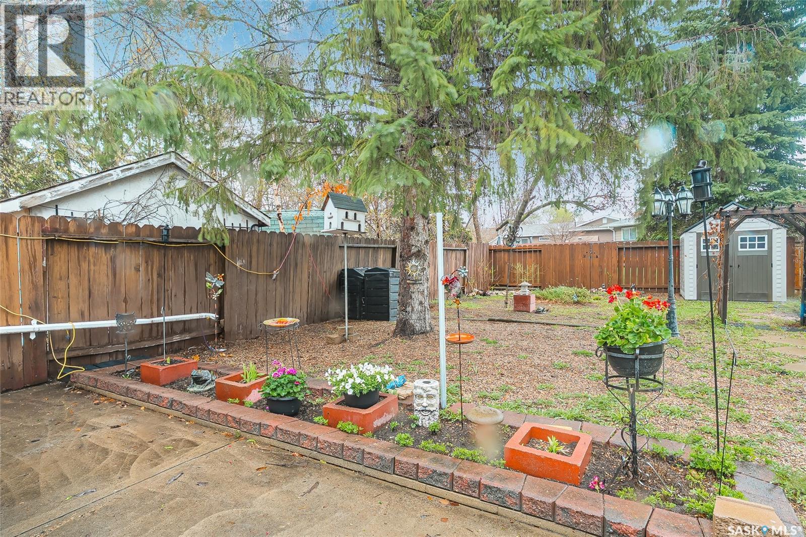 606 Wardlow ROAD - 33