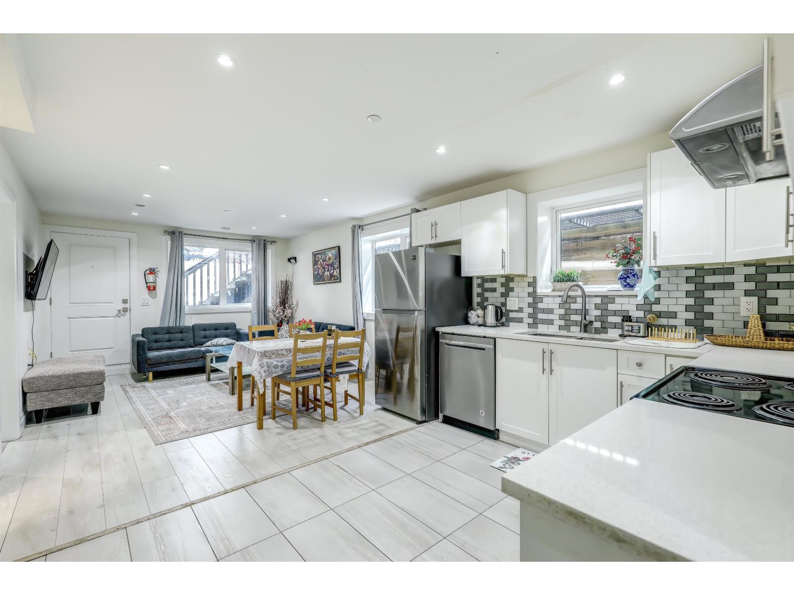958 KEIL STREET, White Rock