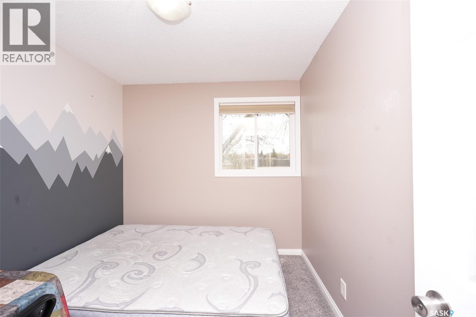 #91 Mackenzie WAY - 23