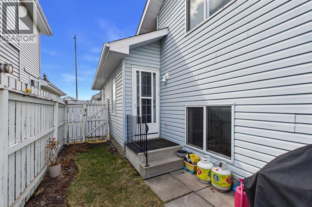 14 Citadel Drive NW - 31