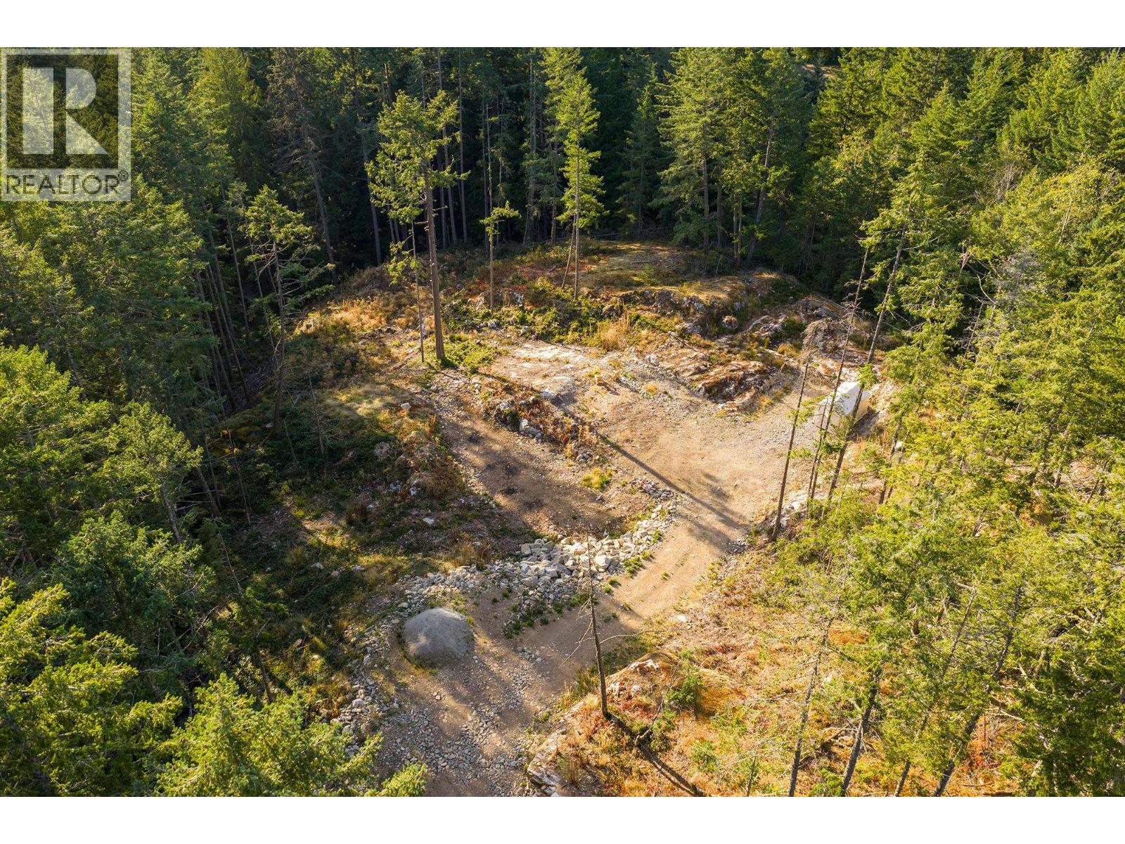 Vacant Land in Bowen Island - Image 11
