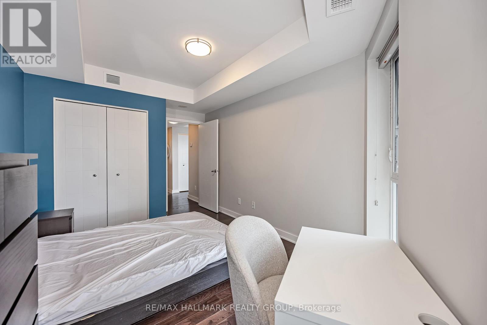 #1905 40 NEPEAN STREET - 23