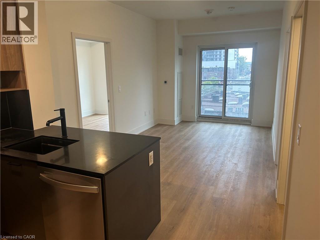 206 KING Street W Unit# 501, Hamilton, Ontario, L8P1A5 — Photo 4