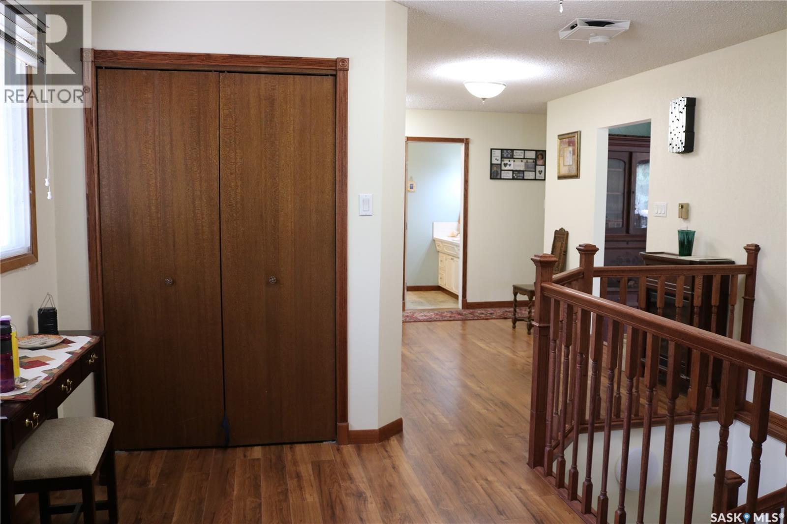 211 Pipestone AVENUE - 19
