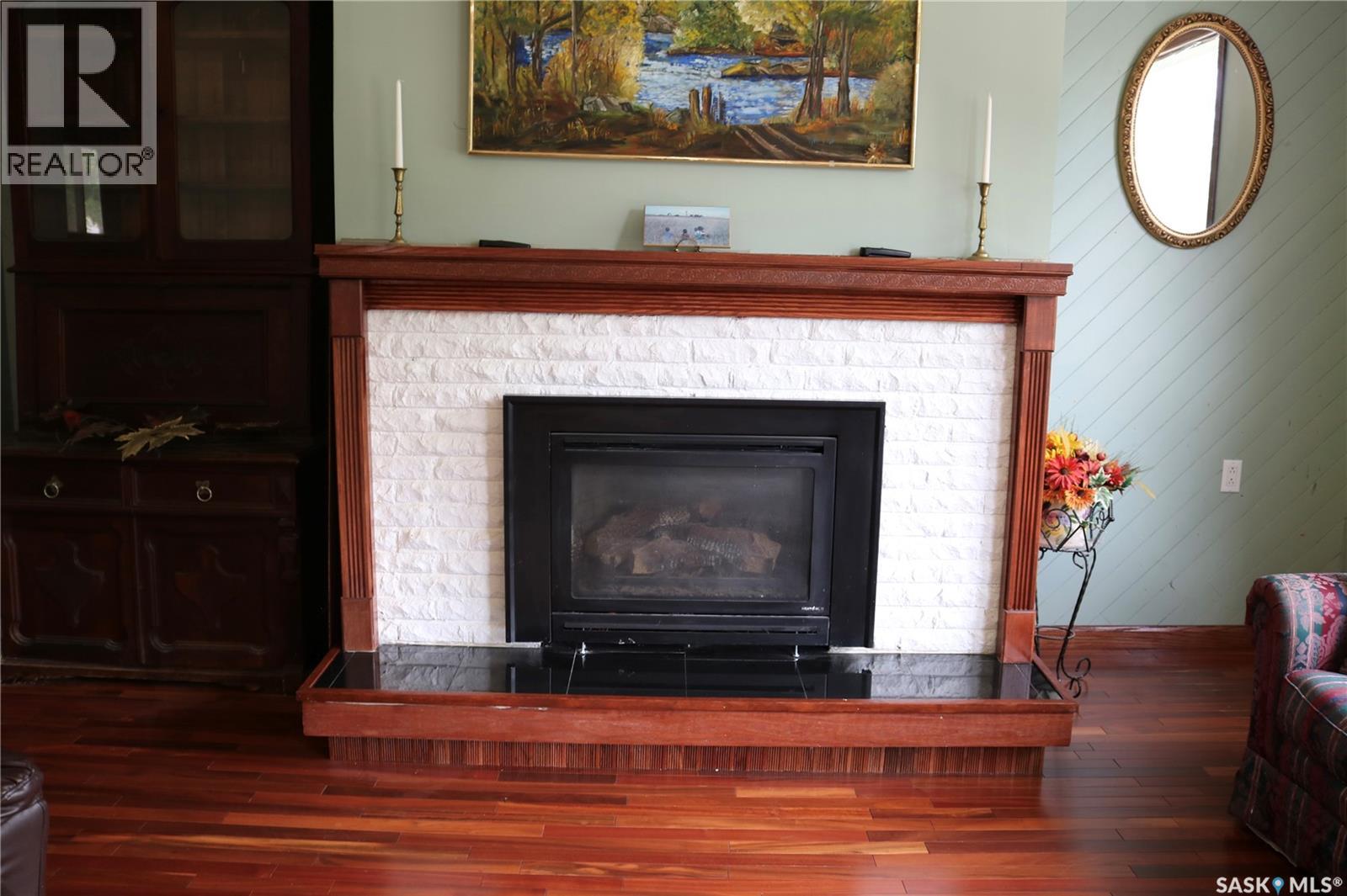 211 Pipestone AVENUE - 16