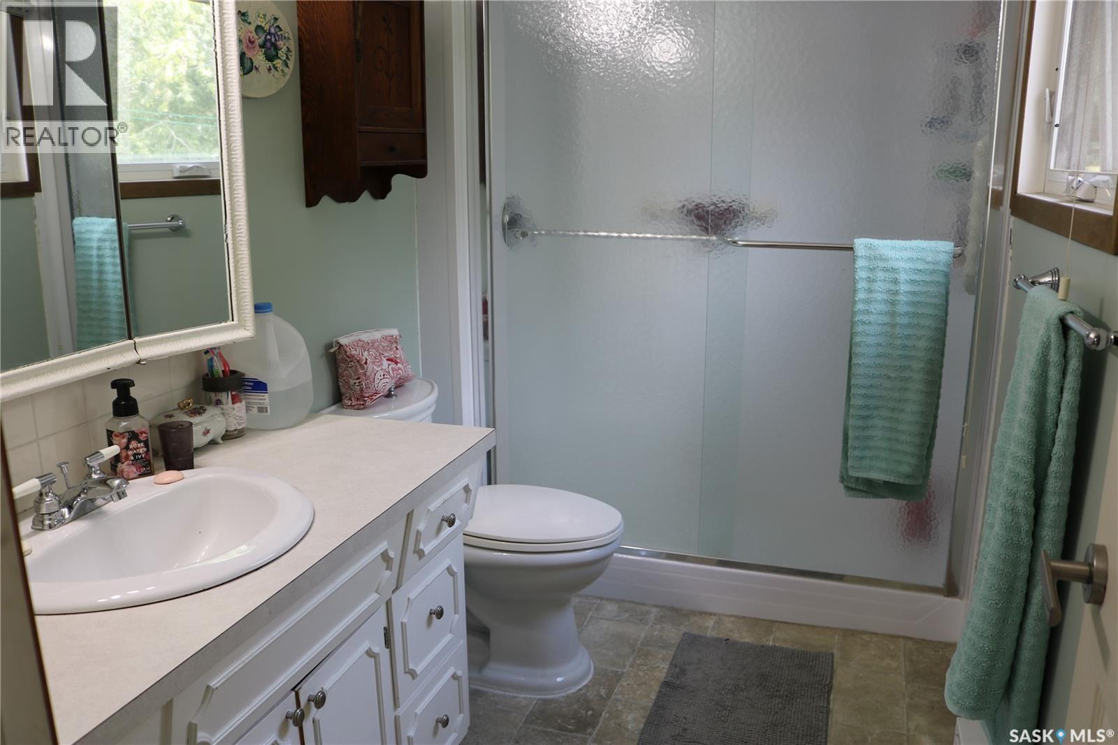 211 Pipestone AVENUE - 25