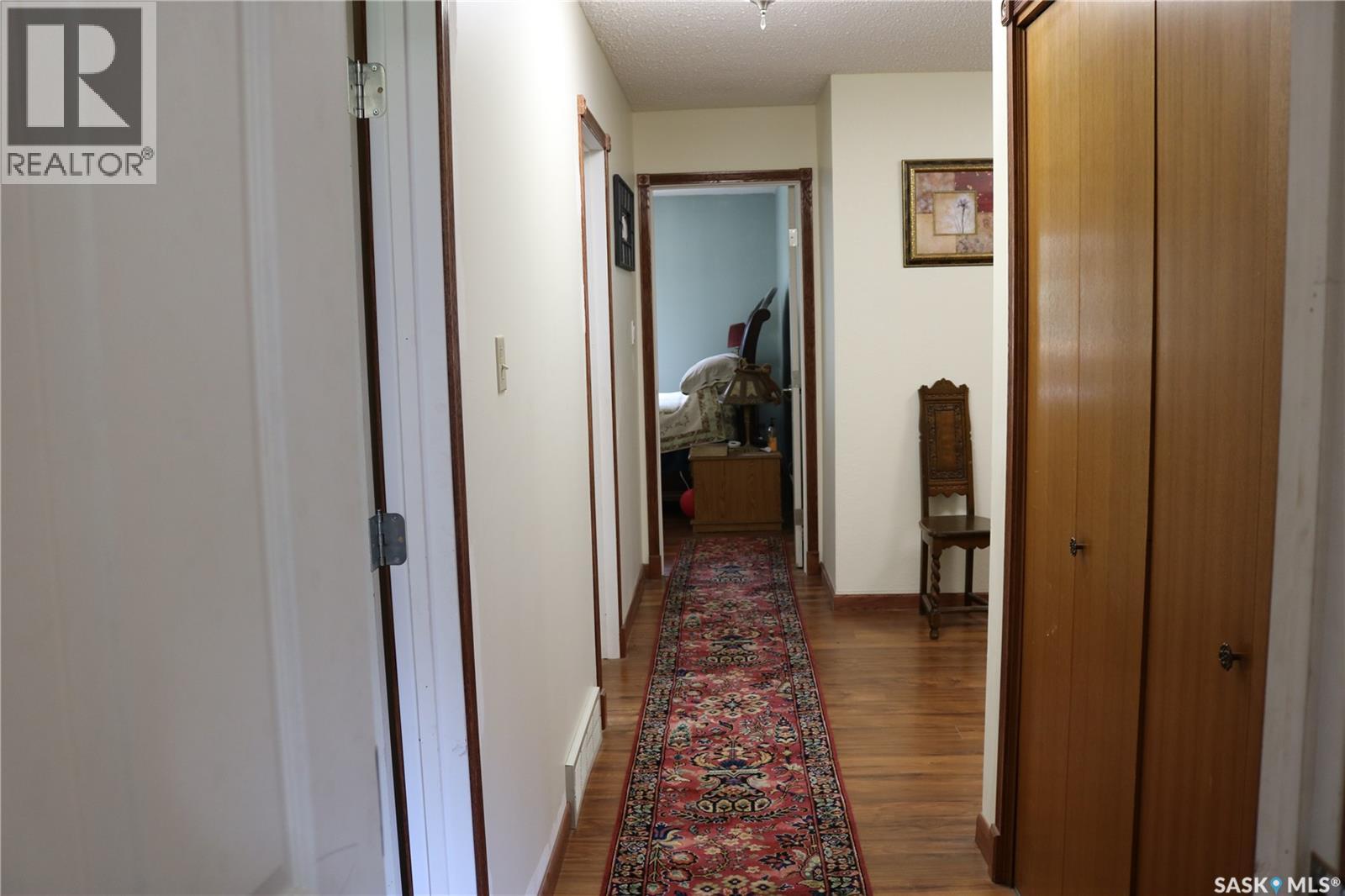 211 Pipestone AVENUE - 28