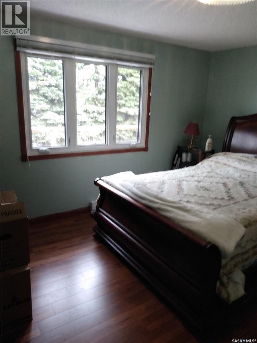 211 Pipestone AVENUE - 22