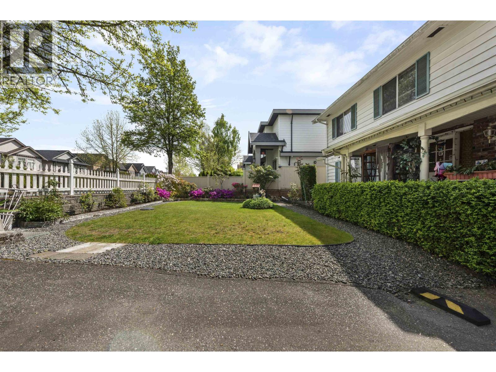 4 Bed, 2 Bath House for Sale in Richmond – 11620 WILLIAMS ROAD, Richmond - Image 5