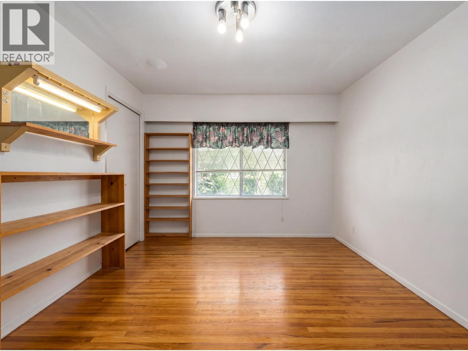 4 Bed, 2 Bath House for Sale in Richmond – 11620 WILLIAMS ROAD, Richmond - Image 25